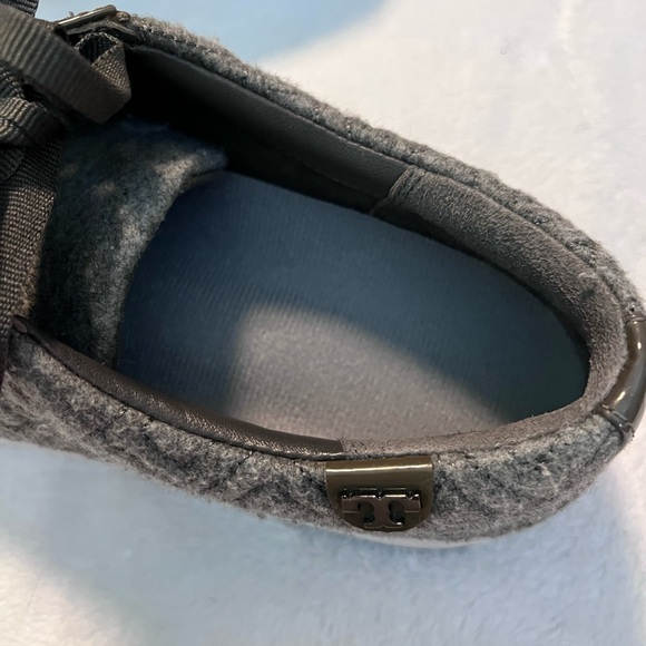 Tory Burch Women’s Gray Casual Sneakers EUC - Picture 5 of 9